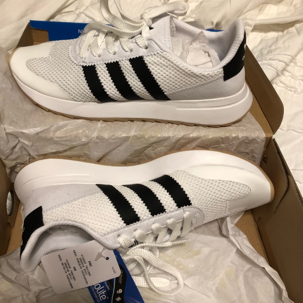 Adidas original flashback running shoe